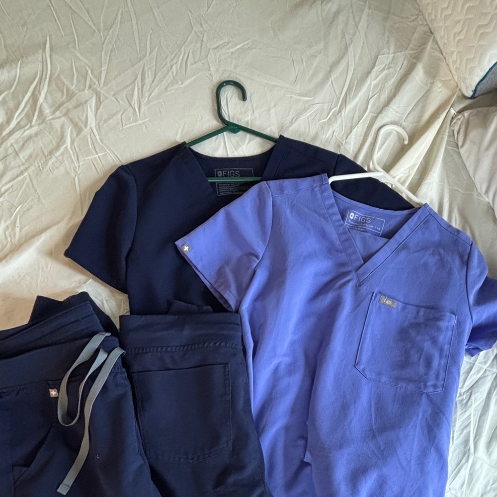 Figs Scrubs Bundle - Navy & Limited Edition Blueberry